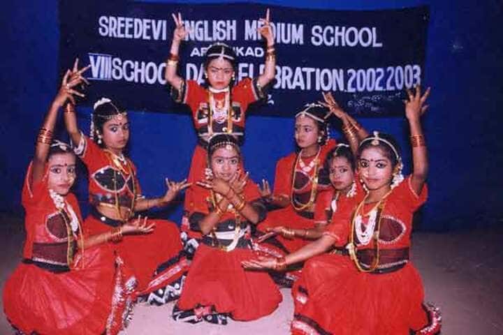 Aravukad Sreedevi English Medium Secondary School-Dances