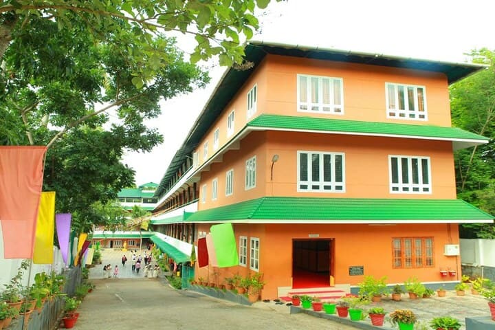 Bharatheeya Vidyapeedom Central School-Campus