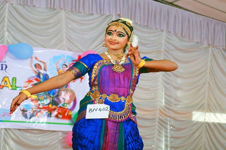 Bharathiya Vidya Bhavan Vikas Vidyalaya-Dance Performance