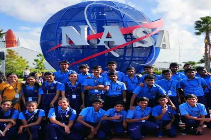 Bhavans Vidya Mandir-Group Photo