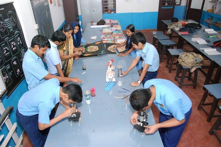 Bhavans Vidyashram Senior Secondary School-Biology Lab