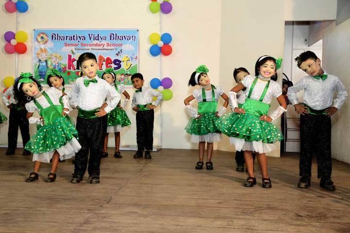 Bhavans Vivekananda Vidya Mandir-Dances