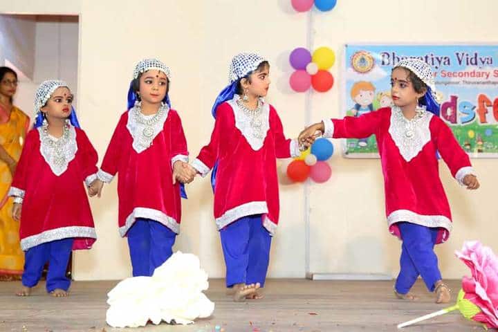 Bhavans Vivekananda Vidya Mandir-Dance