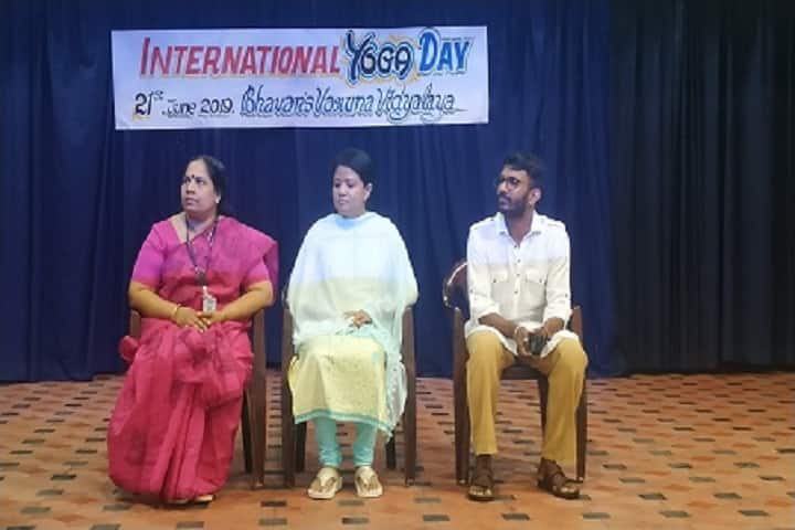 Bhavans Varuna Vidyalaya-Yoga Day