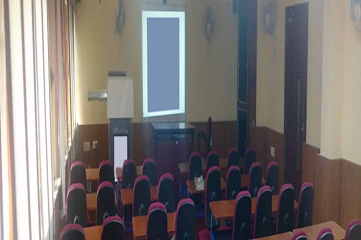 Bhavans Vidya Mandir-Smart Classroom