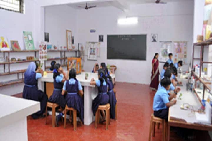 Bhavans Vidya Mandir-Science Lab