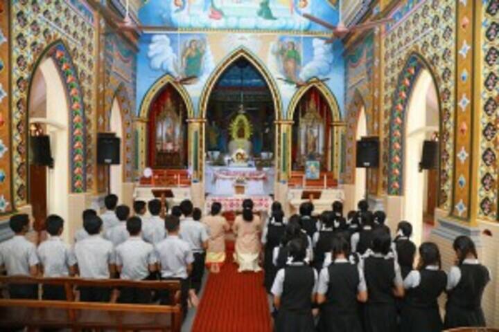 Bishop Kurialacherry Public School-School Chapel