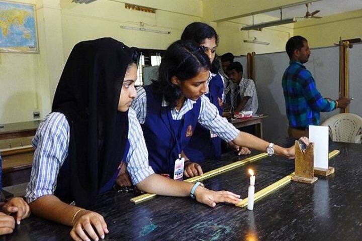 Bpm Model School-Physics Lab