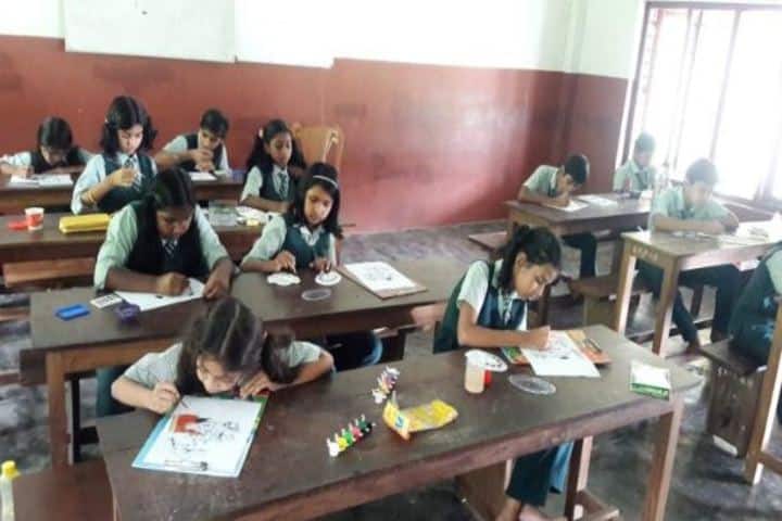 Carmel Rani Public School-Classroom