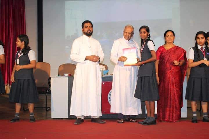 Chavara Public School-Annual Prize Distribution