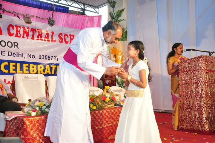 Cherupushpa Central School-Annual Prize Distribution