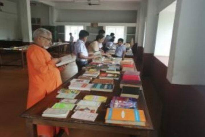Chinmaya Vidyalaya-Book Fair