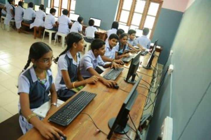 Chinmaya Vidyalaya-Computer Lab