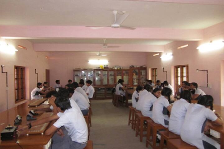 Chinmaya Vidyalaya-Physics Lab
