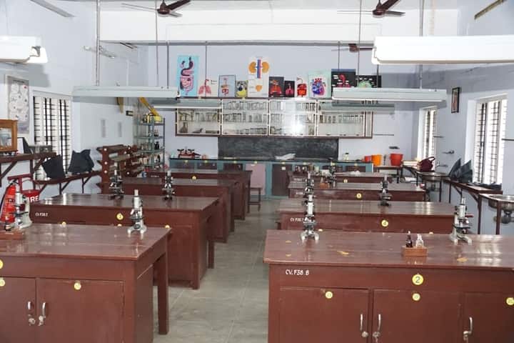 Chinmaya Vidyalaya-Physics Lab