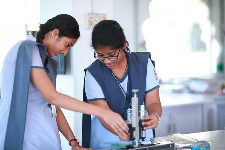 Chinmaya Vidyalaya-Physics Lab