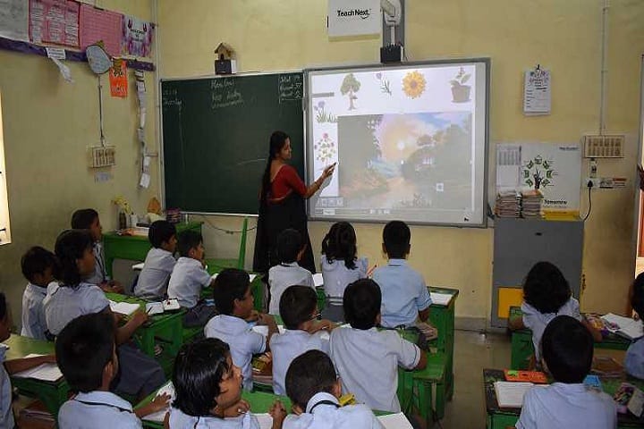 Chinmaya Vidyalaya-Classroom