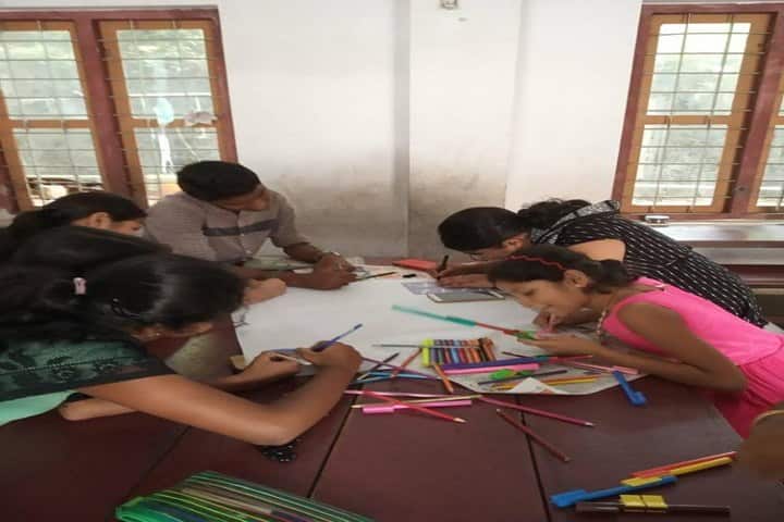 Christhujyothi English Medium School-Drawing
