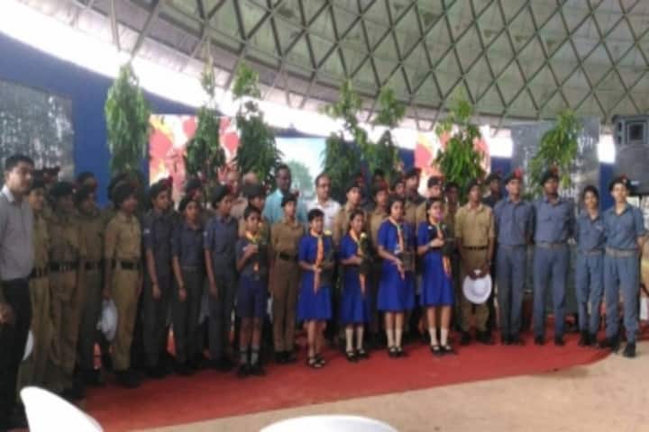 Cochin Refineries School-Scoutt And Guide