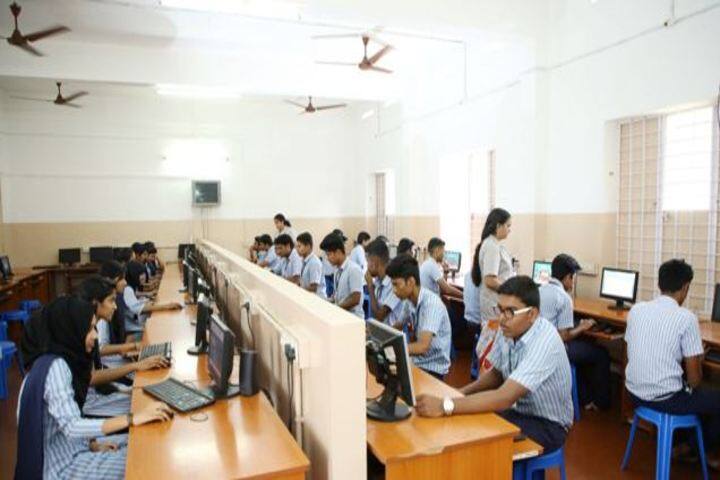Crescent Public School-Computer Lab