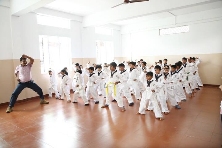 Crescent Public School-Karate Activity