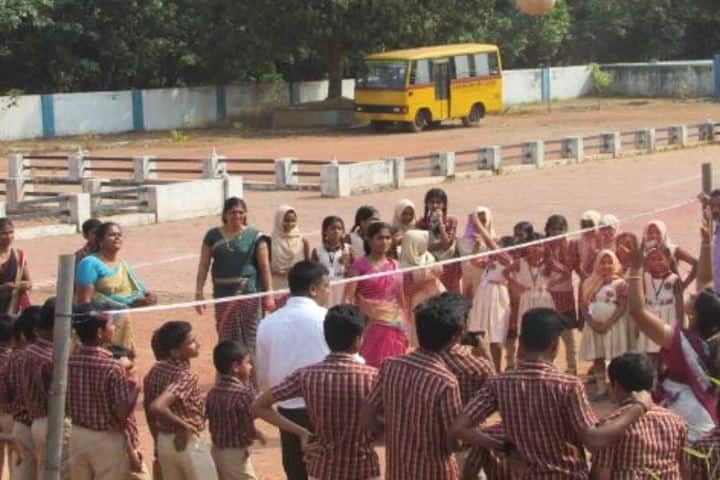 Darusalam English Medium School-Outdoor Games