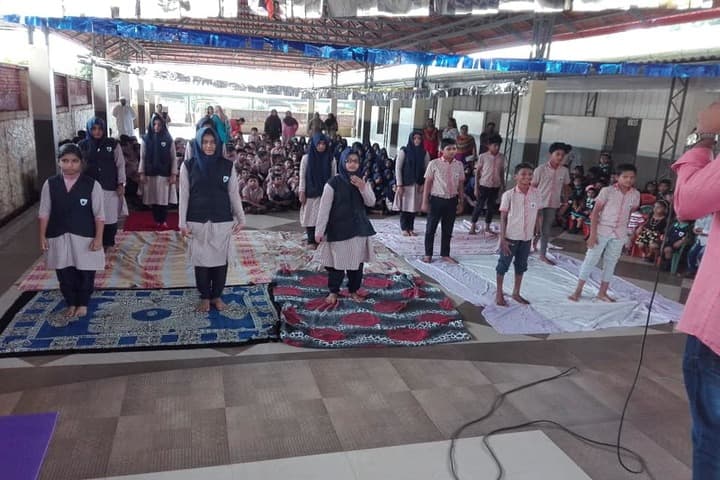 Darussalam English School-Yoga Activity