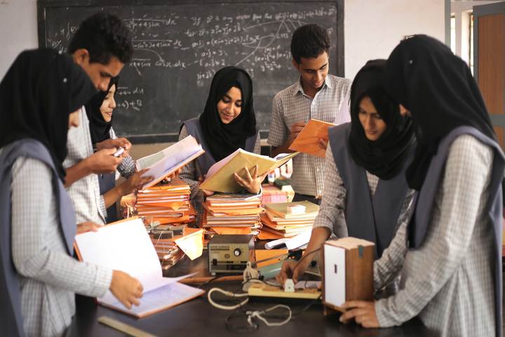 Dayapuram Residential School-Science Lab