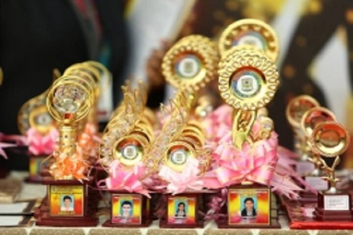 De Paul Public School-Prizes