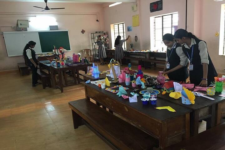 De Paul Public School-Art