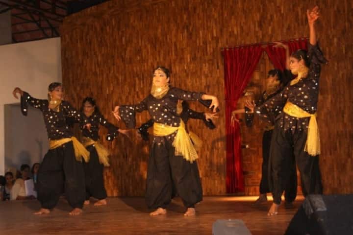 Devagiri CMI Public School-Dance
