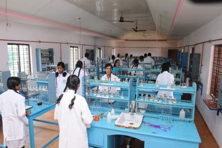 Eminence English Medium School-Physics lab