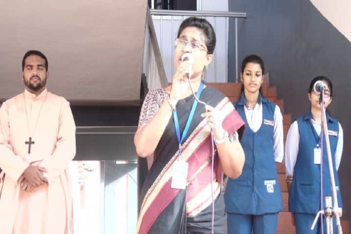 Girideepam Betahany Central School-Hindi day
