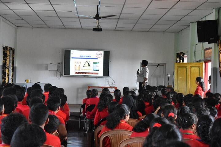 Gregorian Public School-Smart classroom