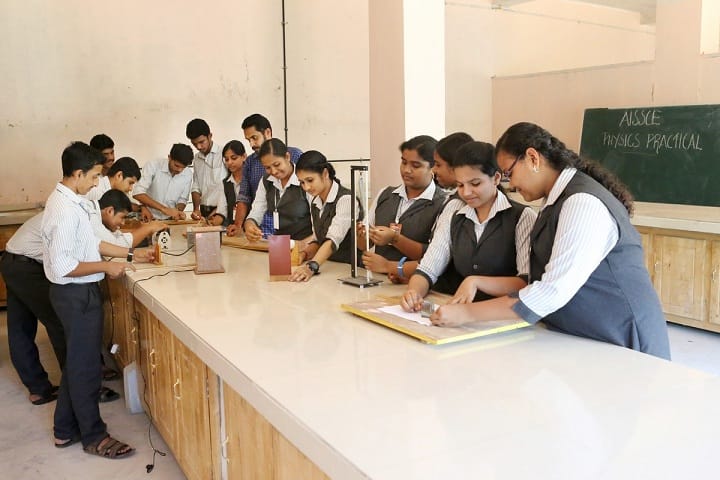 Gurukul Mount Public School-Physics lab