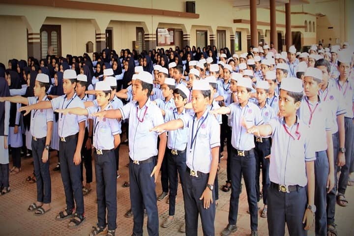 Isha Ath Public School-Assembly
