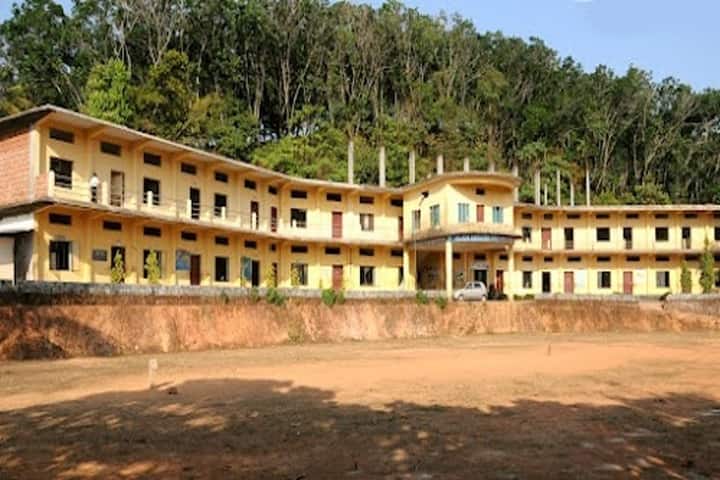 Islahi English Medium School-Campus