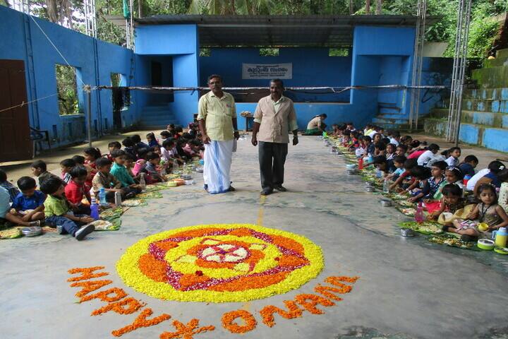 Islahi English Medium School-Onam Celebration