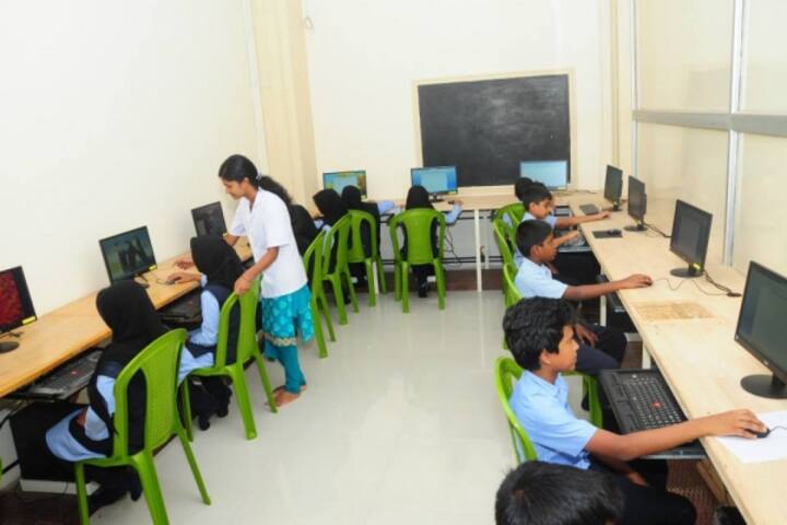 Islahiya Public School-IT Lab