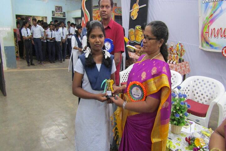 Jawahar Navodaya Vidyalaya-Awards Distriburtion