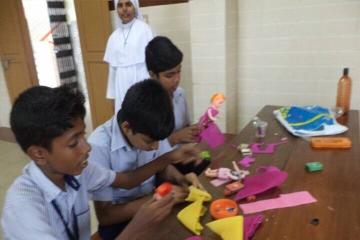 Joe Mount Public School-Craft Work
