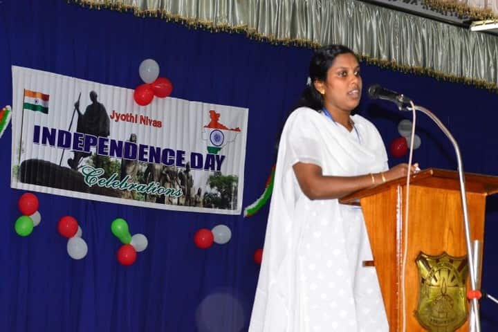 Jyothi Nivas Public School-Independence Day