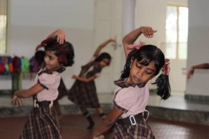 Kailasanadha Vidyanikethan-Dance Activity