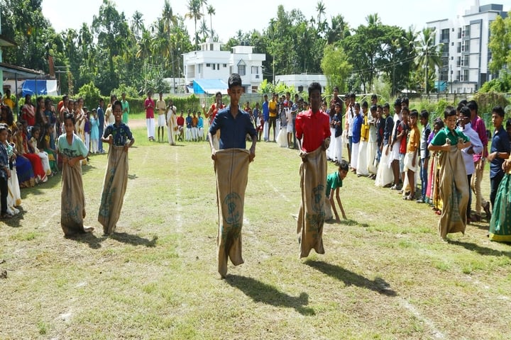 Kasturba English Medium School-Games