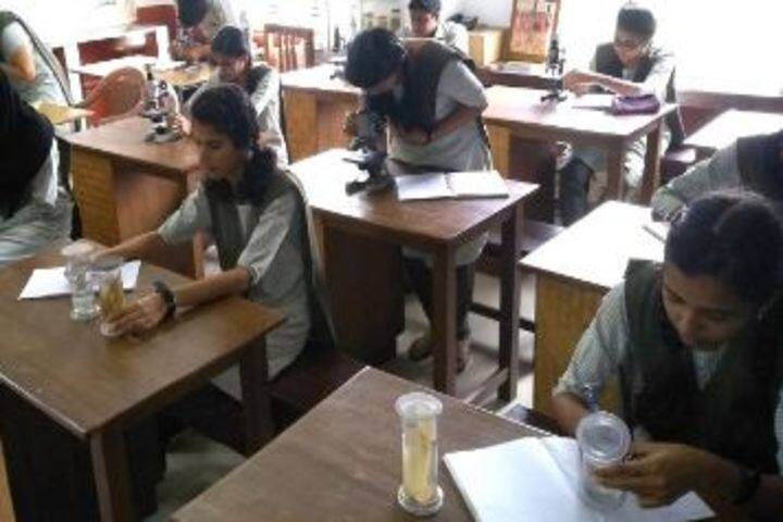 Kasturba Public School-Biology Lab