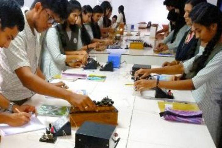 Kasturba Public School-Physics Lab