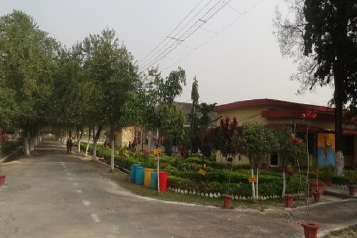 Kendriya Vidyalaya No 1-School entrances