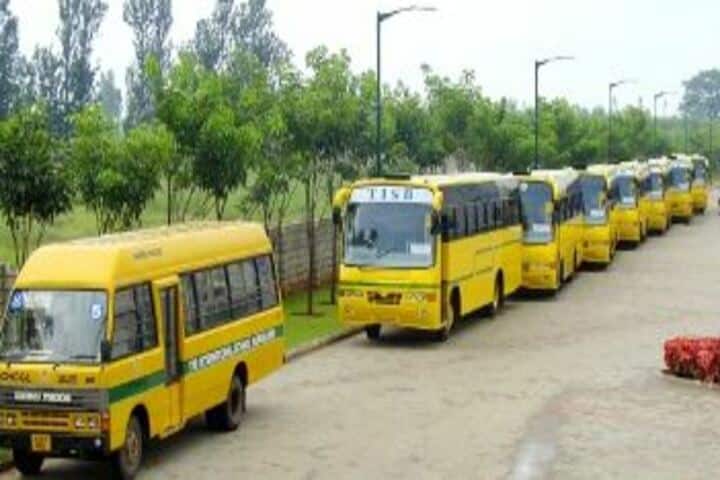 Koyyappathodi Darul Uloom English Medium School-Transport