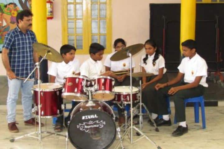 Lake Ford School-Music Room