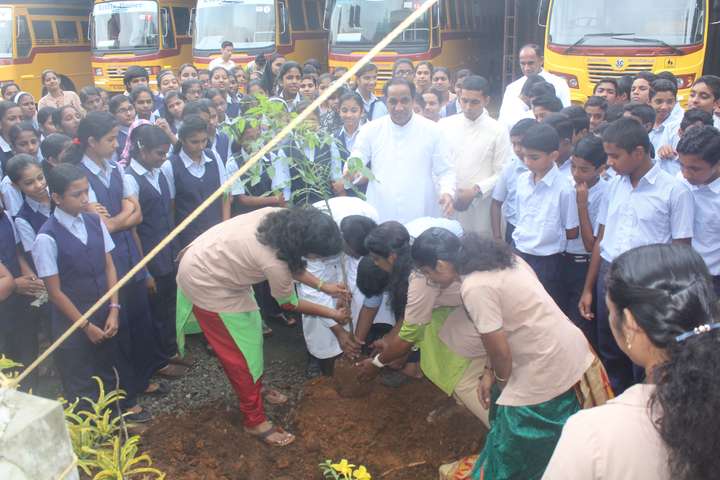 Little Flower Public School-Earth Day